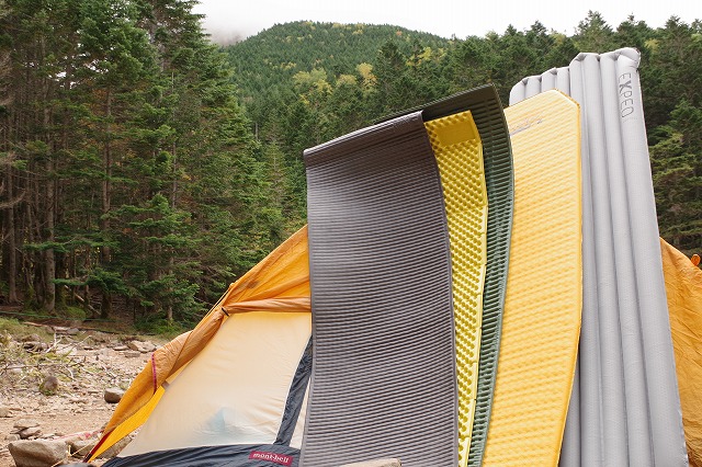 実験】必見！八ヶ岳テント場で各マット寝心地比較[クローズドセル（厚