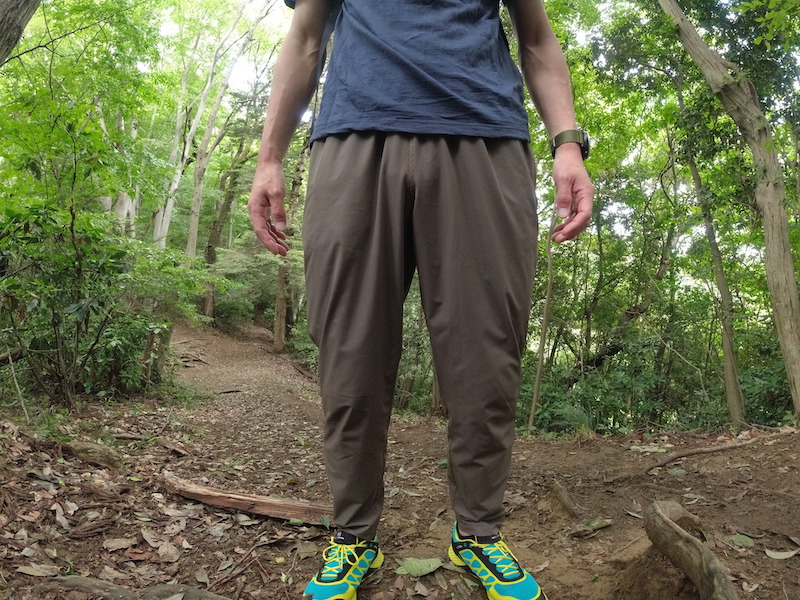 マルチに使えるパンツ『HERENESS』 - 丘陵から山、そして遊び