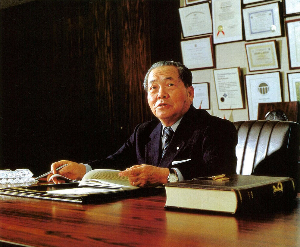 変革の軌跡～NECが歩んだ125年(8) 第2の創業、世界を向いた小林宏治の