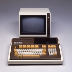 あの日あの時あのコンピュータ(2) 「8ビット御三家」最終形への夜明け