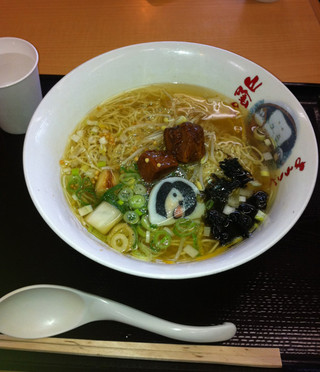 口コミで知る全国の名物グルメ(13) 妖怪をマグロともにラーメンで食す