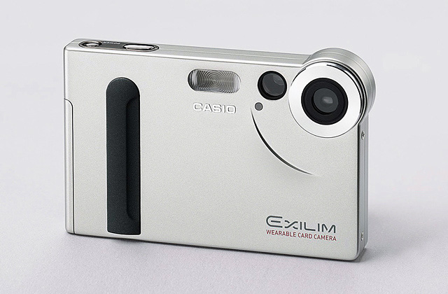 カシオEXILIM CARD EX-S10開発者に聞く - 