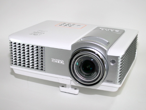 ゲームに最適なDLP短焦点プロジェクター - ベンキュージャパン