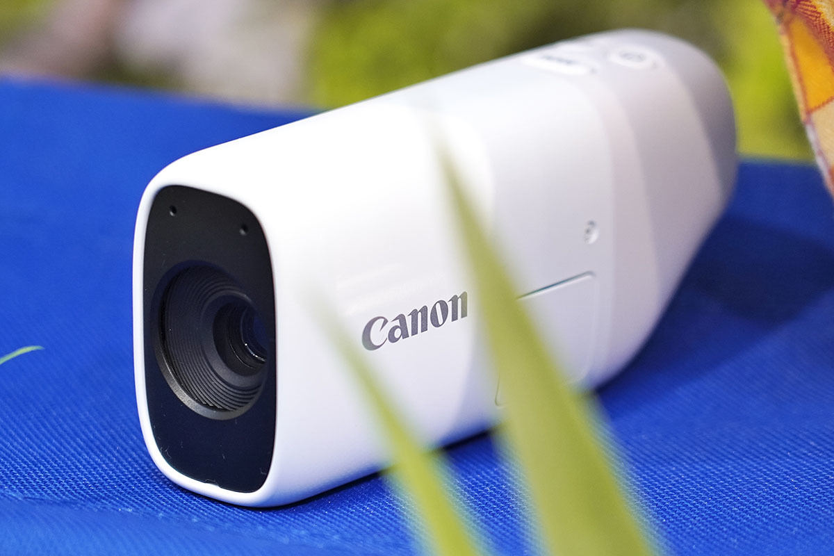 手のひらサイズで400mm、望遠鏡型カメラ「PowerShot ZOOM」 Makuakeで