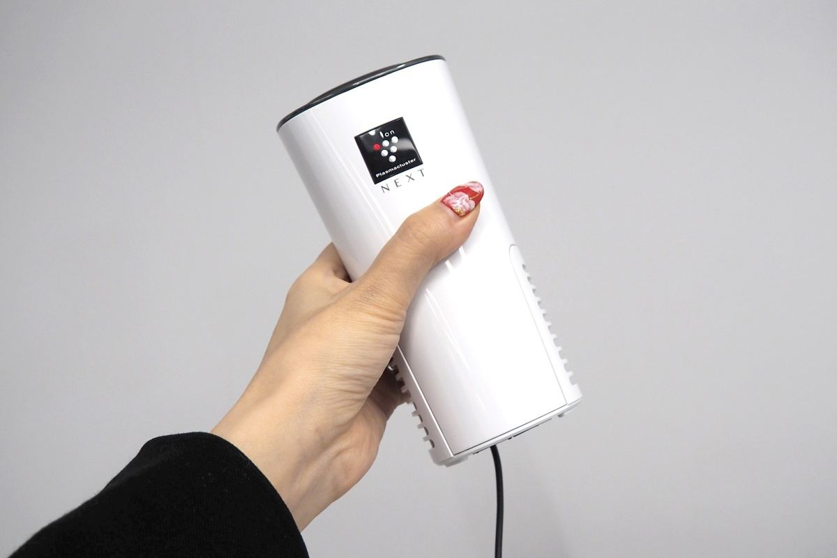 シャープ、「6大付着臭」を消す車載用プラズマクラスターイオン発生機