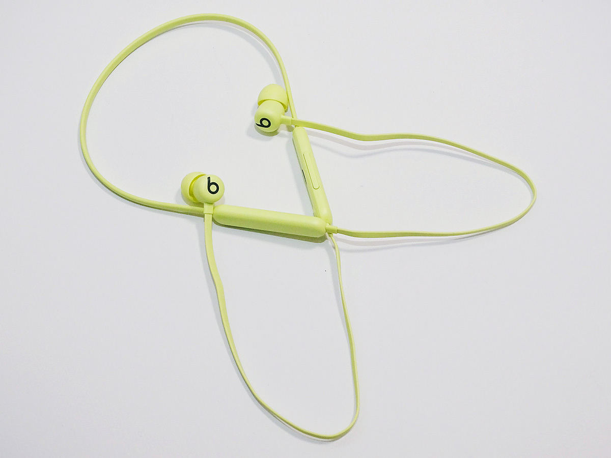 Beats最軽量ワイヤレスイヤホンの心地よさを完全継承! 「Beats Flex