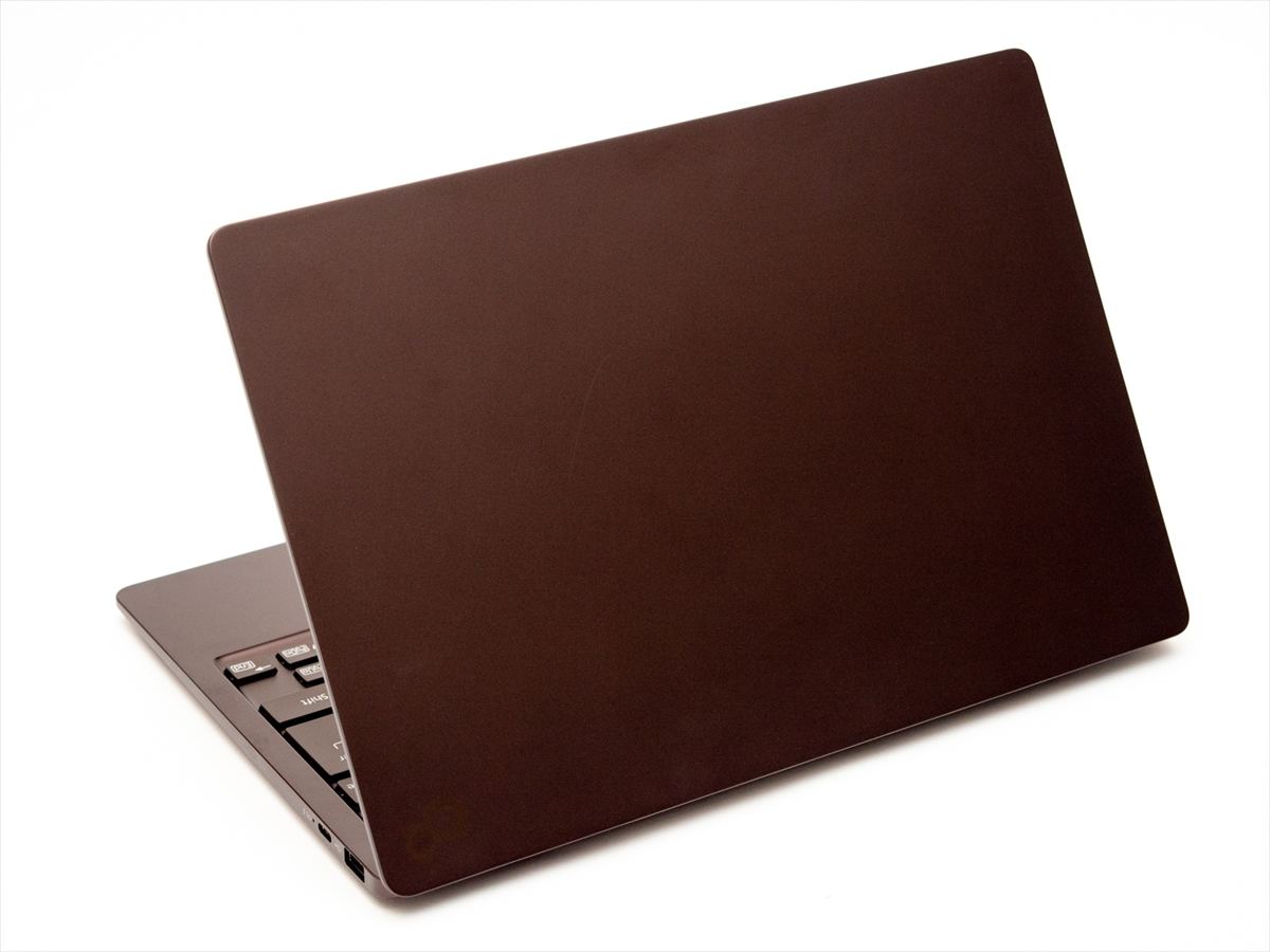 富士通「LIFEBOOK CH」レビュー - HDMI入力と熱いカラバリが魅力