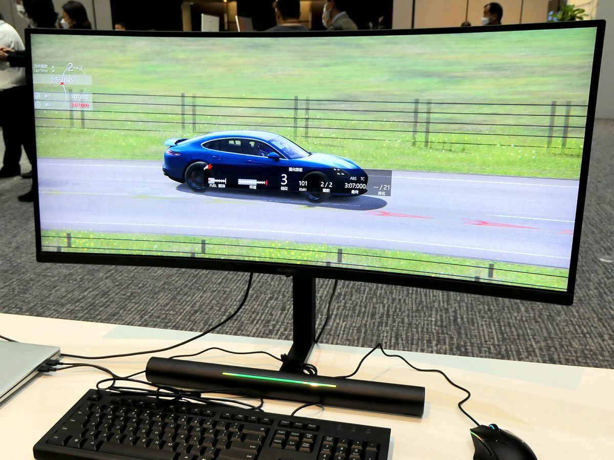 ファーウェイ初の液晶ディスプレイ、高性能モデルやゲーミングモデルの