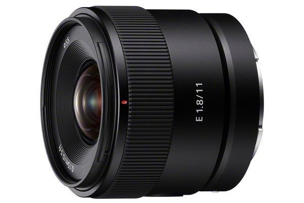 ソニー、焦点距離11mmの超広角大口径単焦点「E 11 mm F1.8」 | マイ
