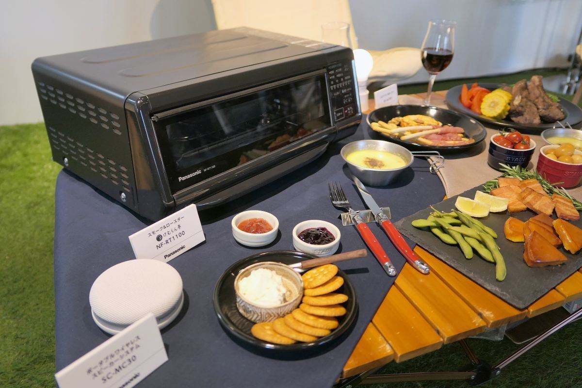 燻製ちょい足しで優雅なベランピングを。パナソニックの燻製家電