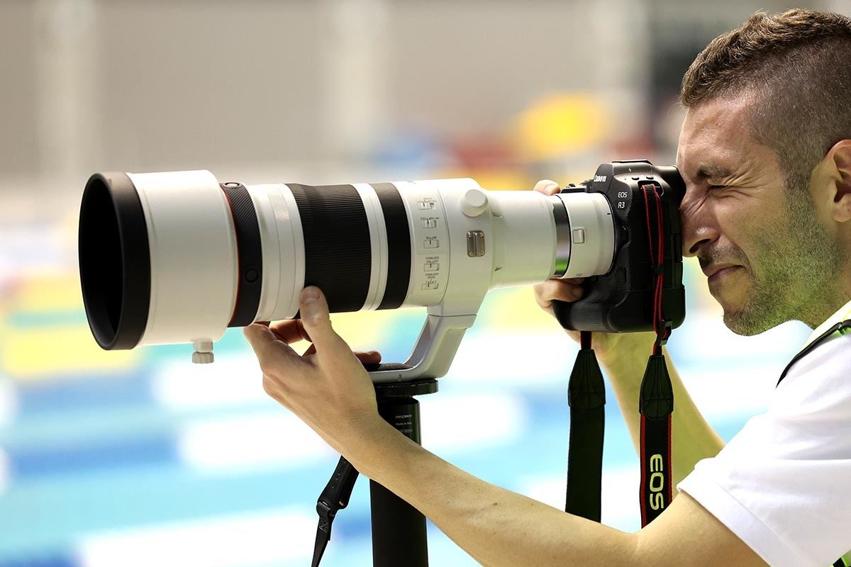 キヤノン、F2.8通しの超望遠ズーム「RF100-300mm F2.8 L IS USM」 実売