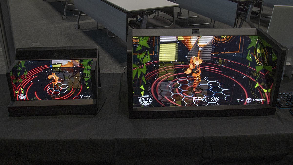 ソニー「空間再現ディスプレイ」が大型化、27型4K画面+超解像エンジン