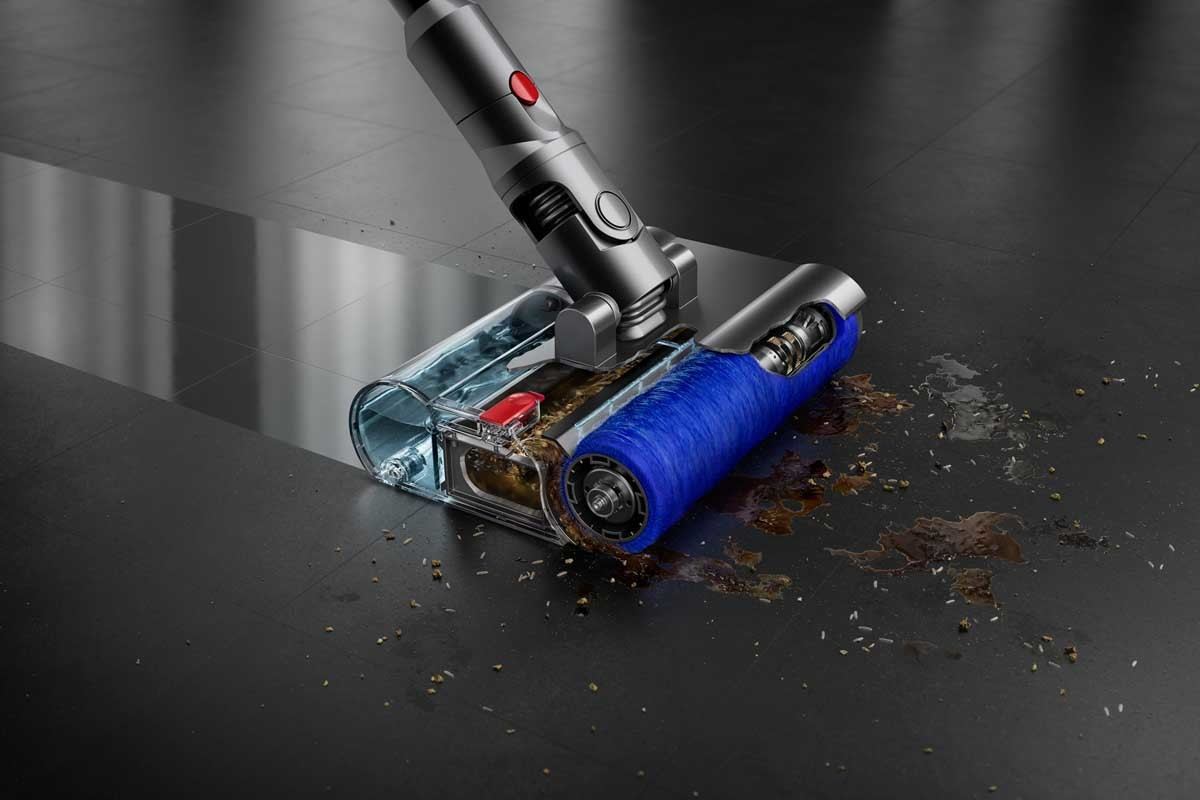 ダイソン初の水拭き機能、自動給水・汚水回収するヘッド付きコードレス