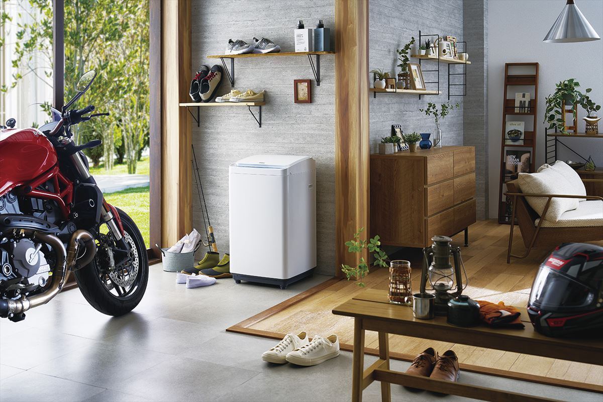 汚れた上履きやスニーカーを家で洗える靴洗い機、洗い・すすぎ・脱水を