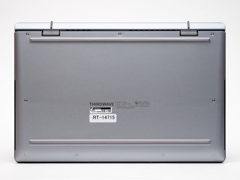 このデザインと性能でこの価格!? 思わず二度見したモバイルノートPC