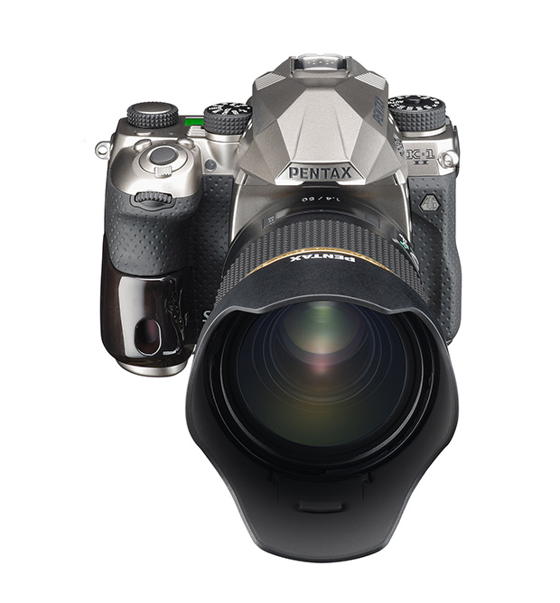 35ミリフルサイズデジタル一眼レフカメラ「J limited 01」を新発売