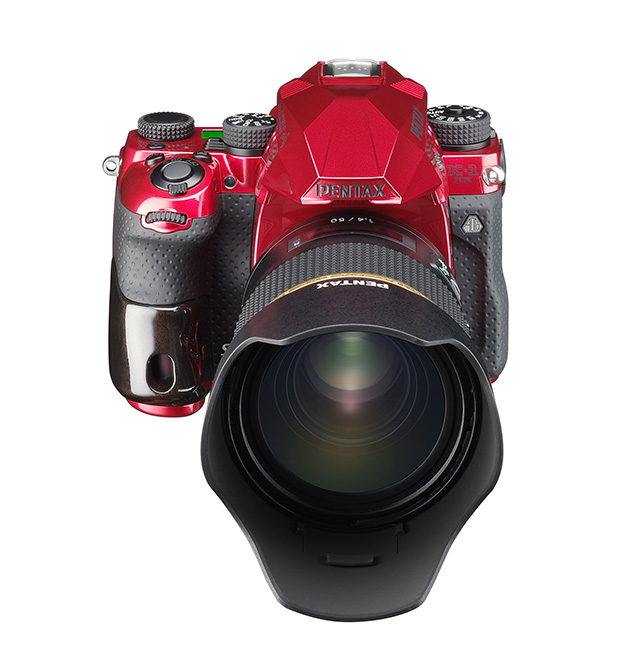 35ミリフルサイズデジタル一眼レフカメラ「J limited 01」を新発売