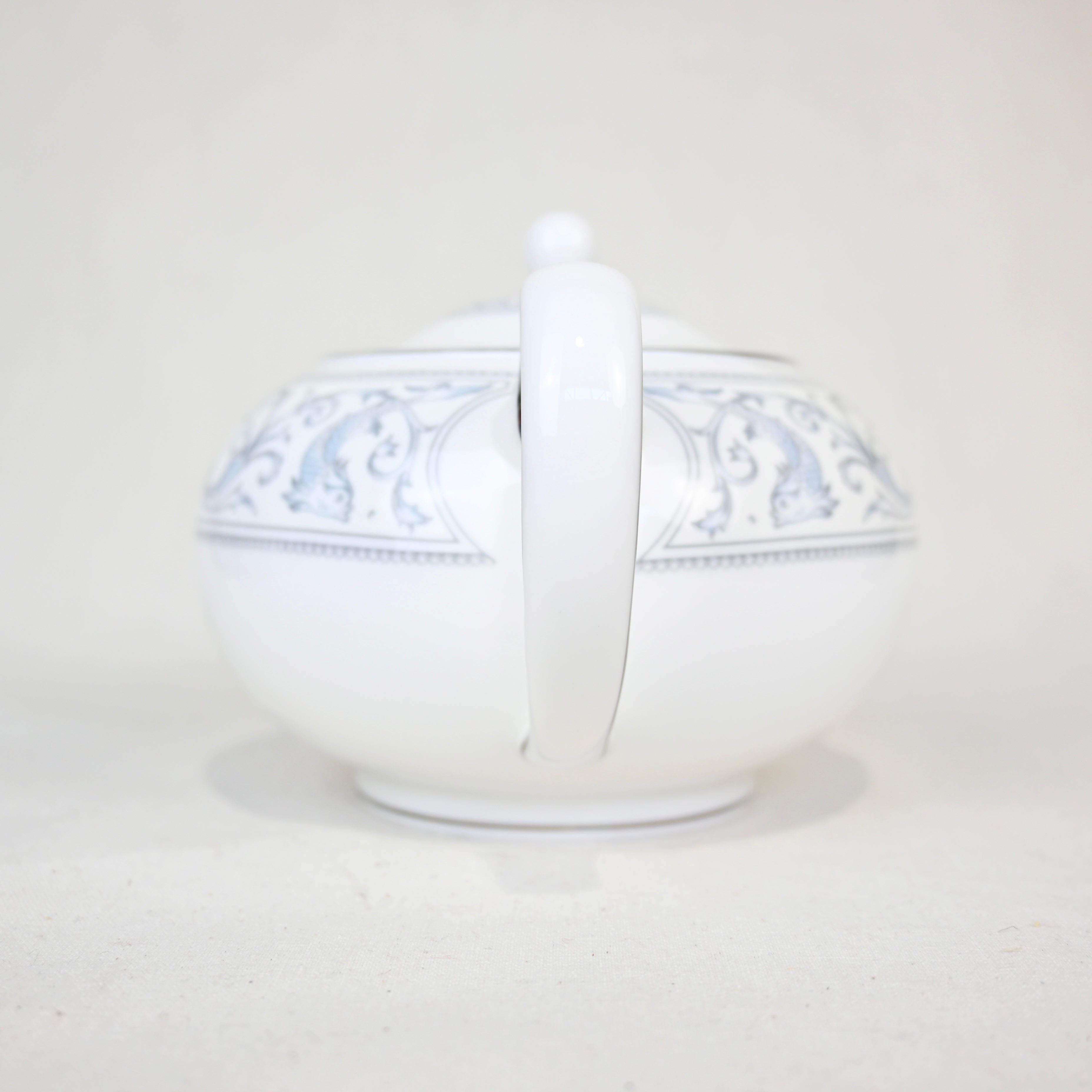 Wedgwood Dolphins White R4652 TeaPot / ウエッジウッド ドルフィン