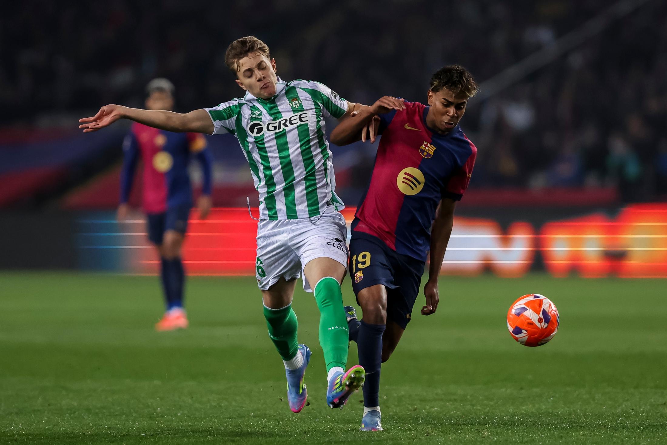 スペイン代表の19歳ヘスス・ロドリゲス、18歳ヤマルは「プレーを見て一