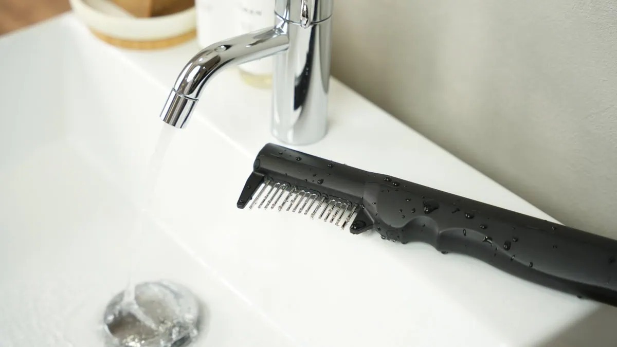 ヤーマンの最新兵器」自宅でサロン級はもう常識!? 生え際にも攻め込む