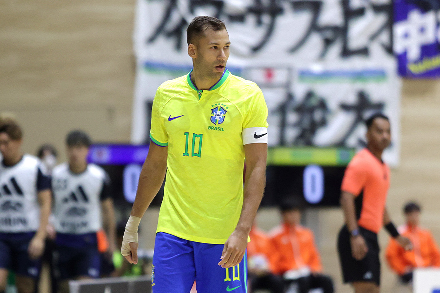 ブラジル代表10番が見せた、コンマ数秒の世界。衝撃のゴラッソを本人が