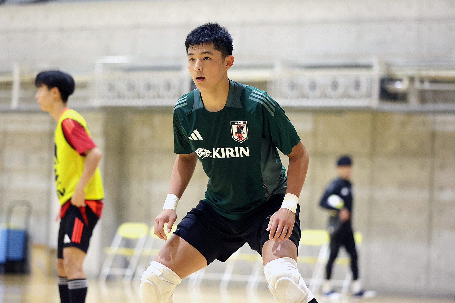 U-18日本代表に“飛び級”で選ばれた身長186cm・15歳GK、成瀬冴皇の