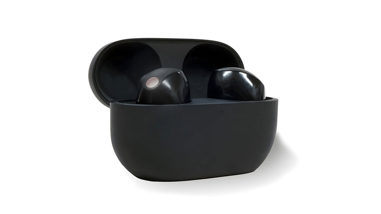 どうしてイヤホンを右側から取り出す!? ソニー『WF-1000XM5』Ver.6.1.0