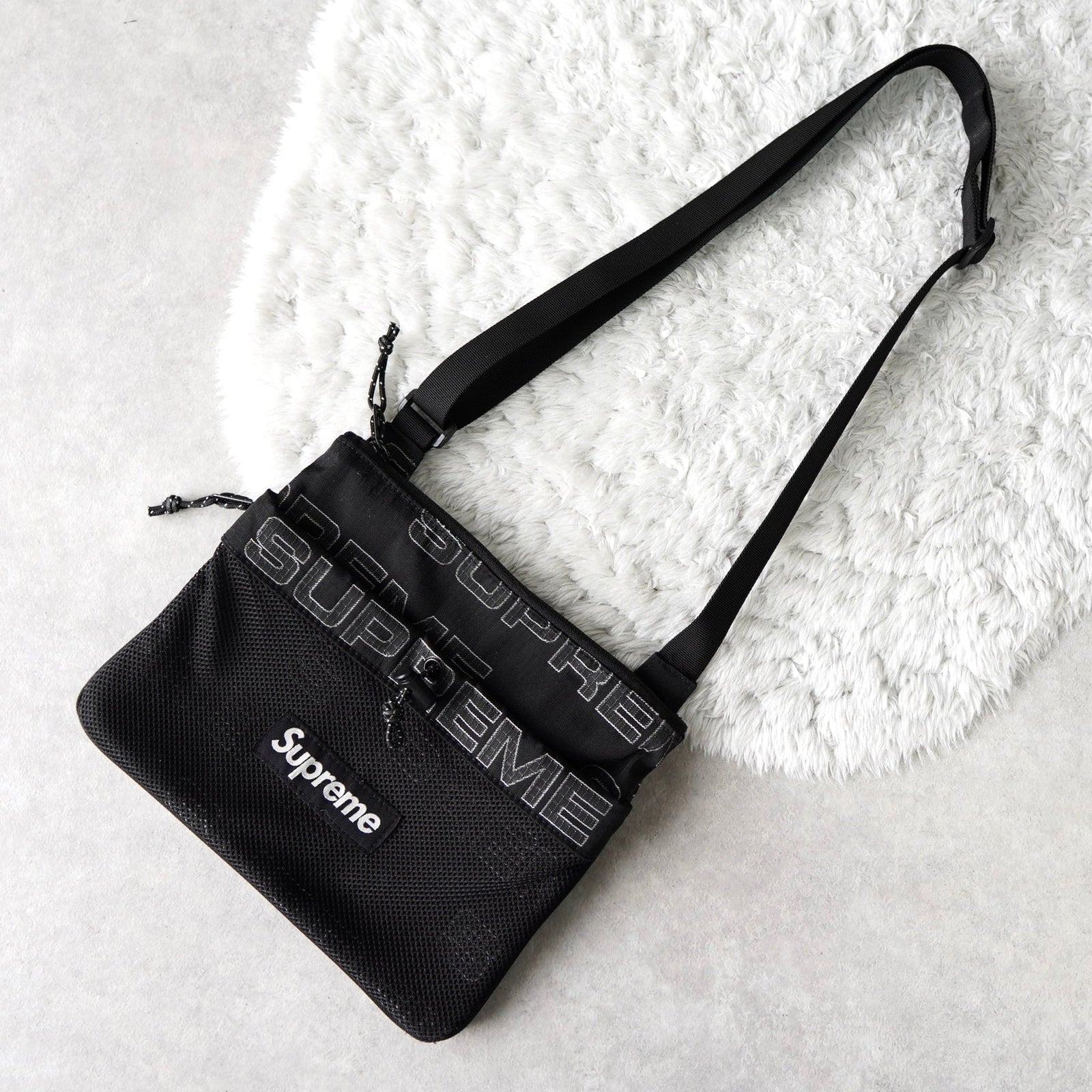 シュプリーム BOXロゴ メッシュ ナイロン ショルダーバッグ サコッシュ