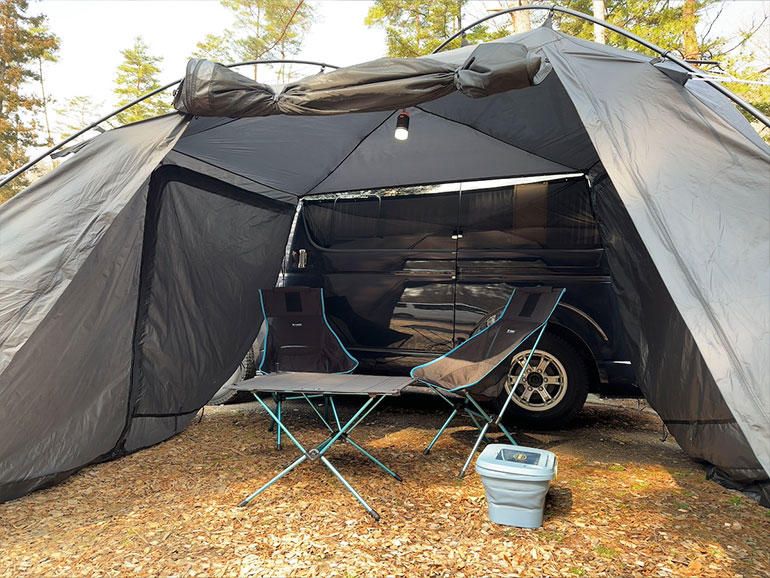 人気再燃】muraco「ペネローペ」をハイエースに設営！カーサイドタープ