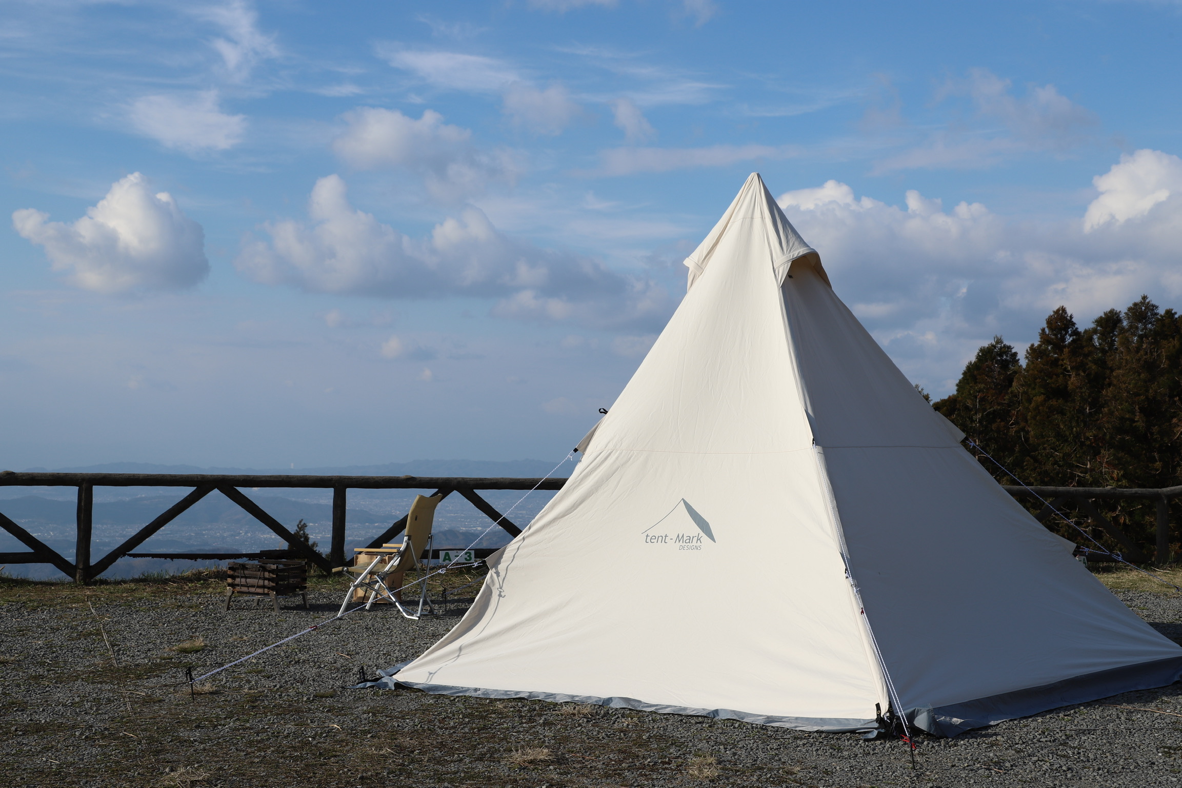 間違いなく不朽の名作❗ テンマクの「サーカスコットン」 | DADAキャンプ