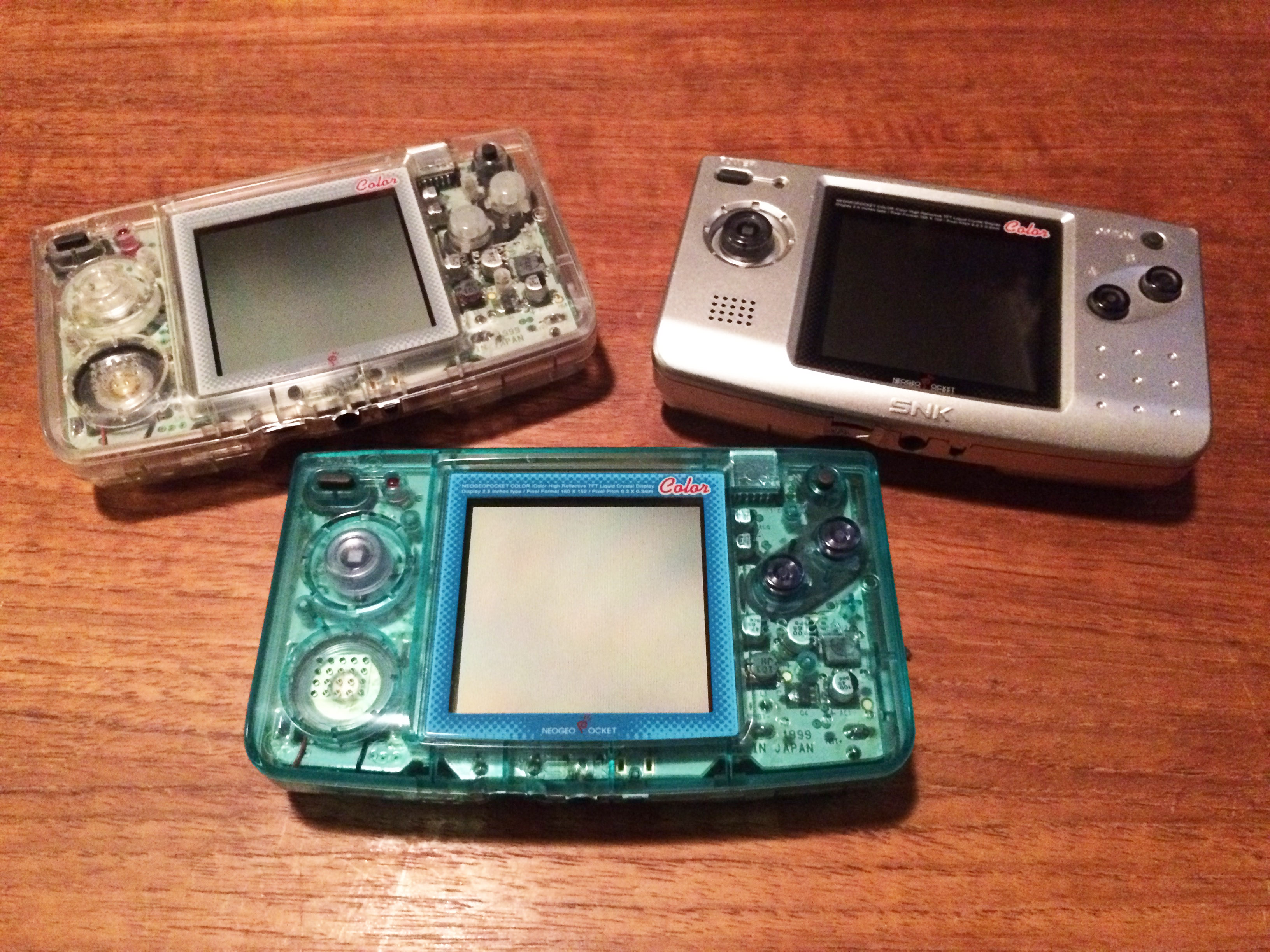 Neo Geo Pocket and Pocket Color (ネオジオポケットカラ) – Nintendo