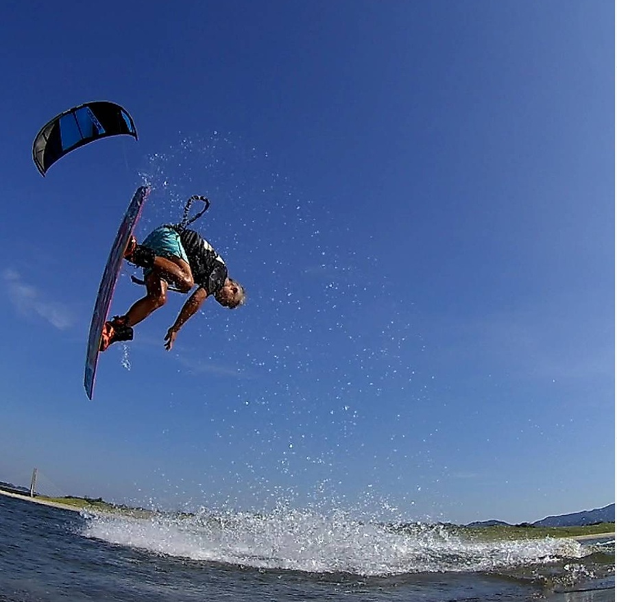 ナイスカイト-NICEKITE【初心者必見】カイトサーフィンの始め方！必要