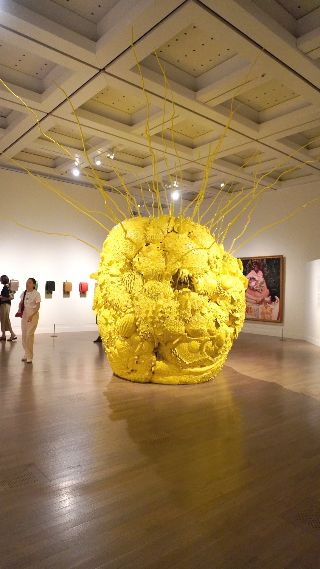 平成初期の日本美術を振り返る。村上隆や奈良美智ら50組以上集結の展示