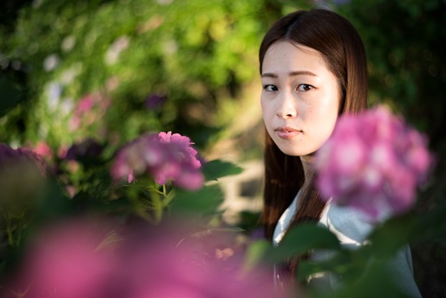 50mm f/1.8G。人とつながるためのレンズ。