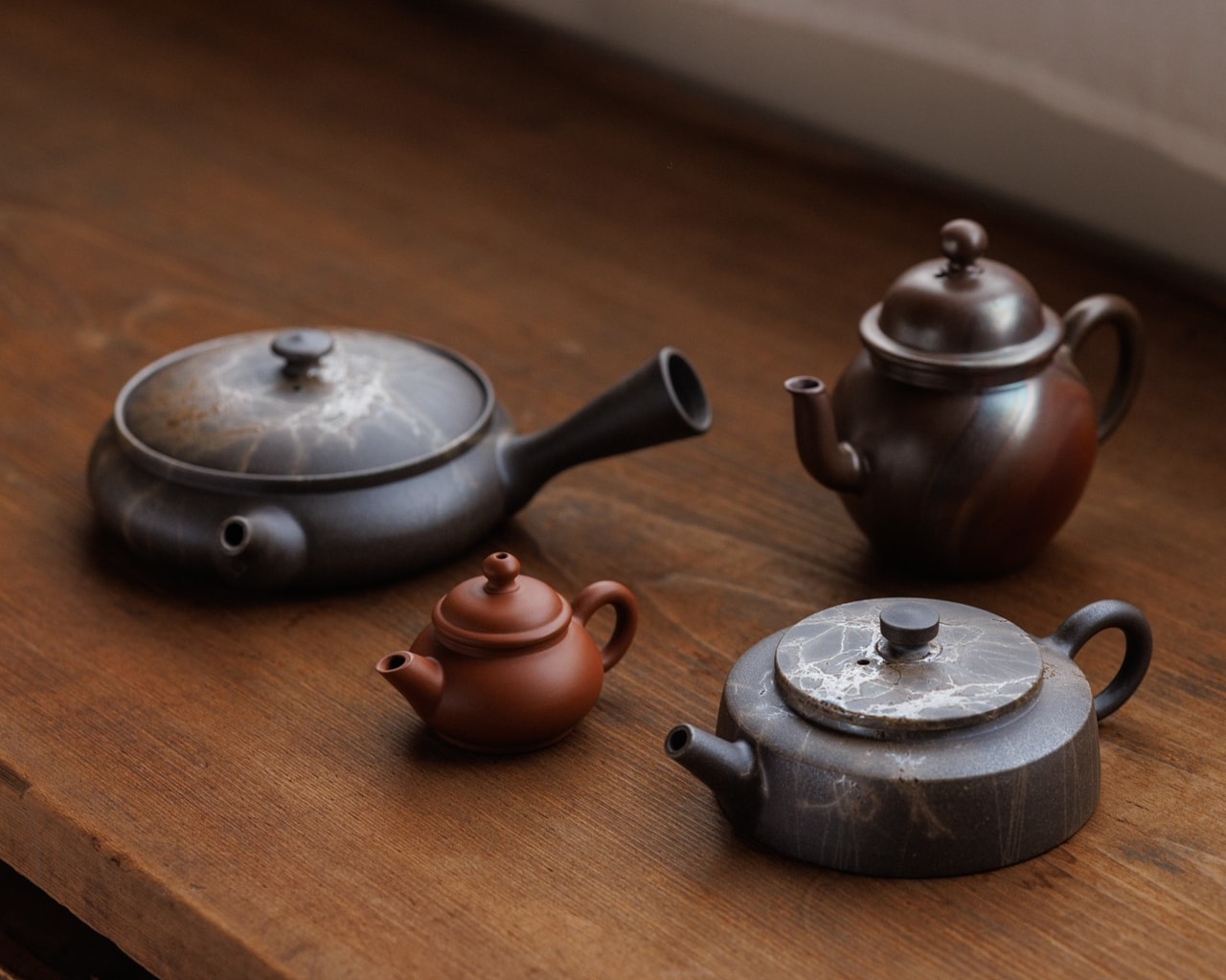 日課は土作り。オールドスタイルの常滑焼を追求する陶芸家・伊藤雅風