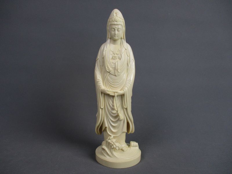 A*s様 象牙風彫刻 女性像 約40cm A*s様 象牙風彫刻 女性像 約40cm A*s