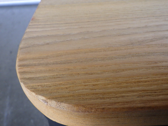 ローテーブルの御紹介 インダストリアルの王道的なスタイル