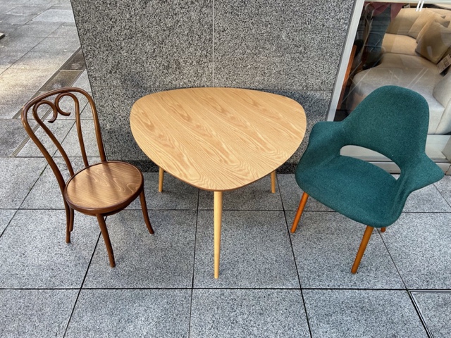 NOCE（ノーチェ）ダイニングテーブル ウォールナット 三角形