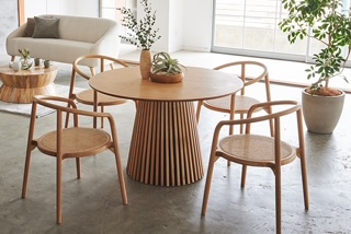 再入荷】大人気のまんまるダイニングテーブルが待望の再入荷