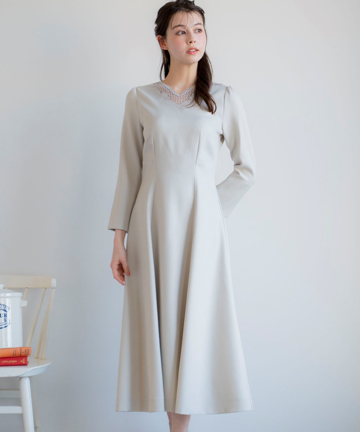 レースネックデザインワンピ | ロングワンピース | NOELA OFFICIAL WEB