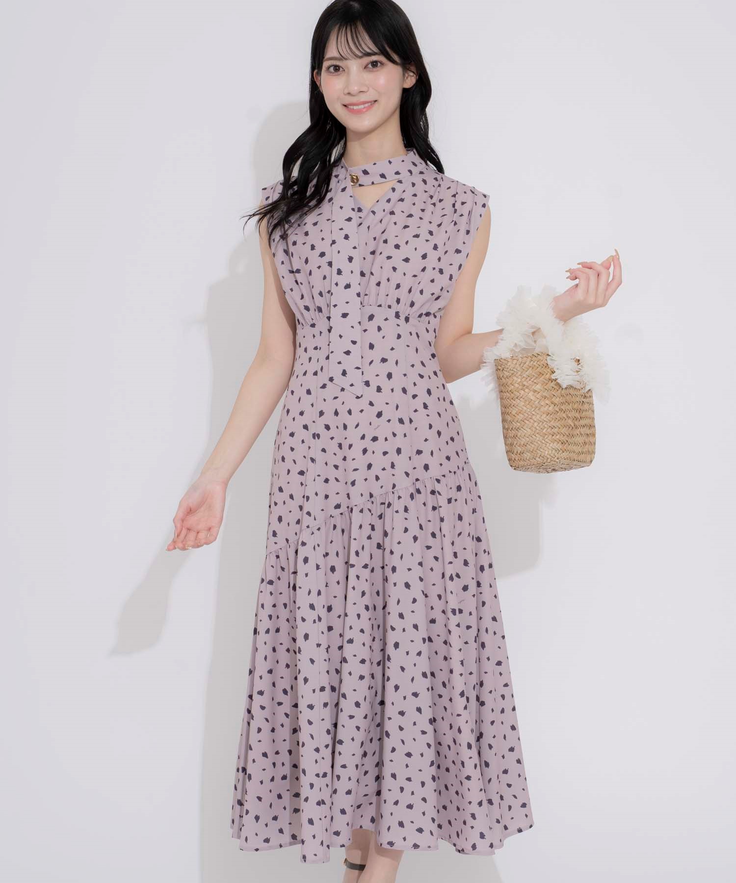 SSサイズあり】デザインドットワンピ | ロングワンピース | NOELA