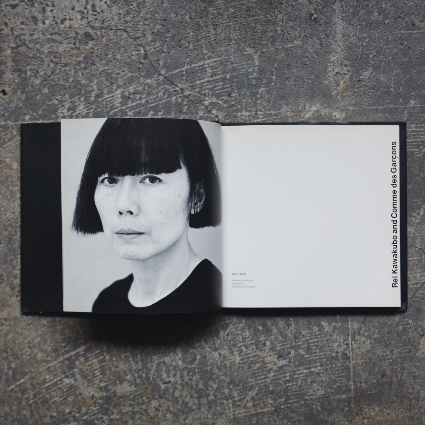 ファッションの価値観を覆しつづける、コム デ ギャルソンのすべて