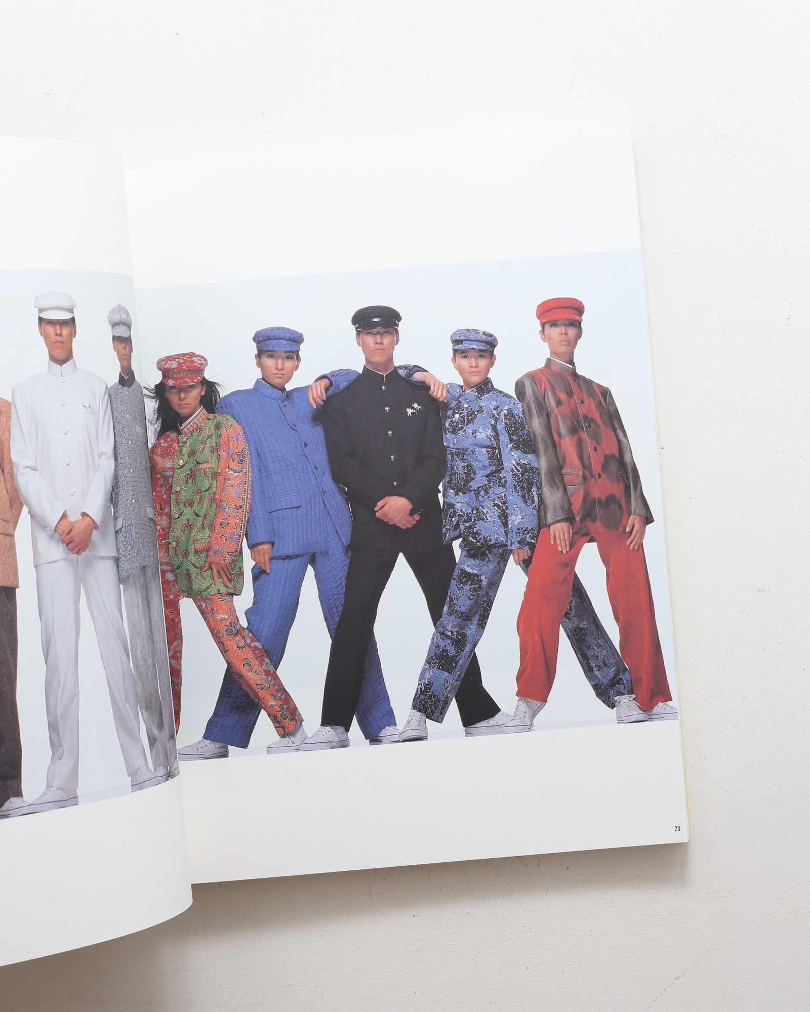 ISSEY MIYAKE 一生たち MDS 1970-1985 一生たち Issey Miyake & Miyake