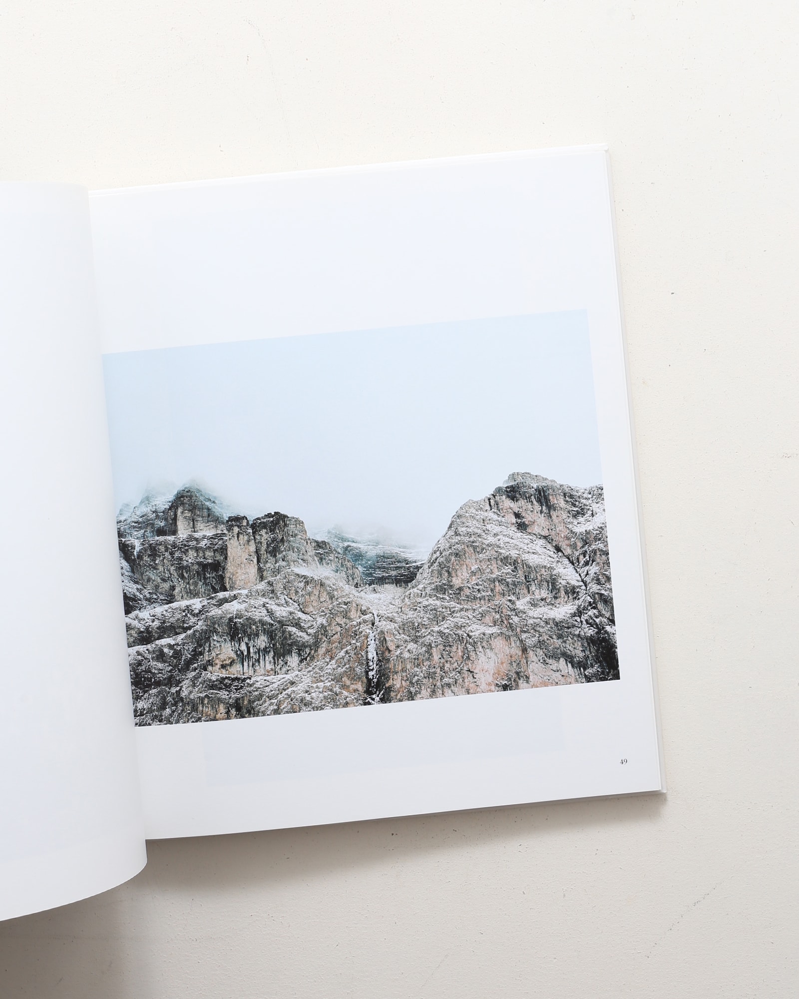 Axel Hutte: Fantasmi e Realta | アクセル・ヒュッテ | nostos books