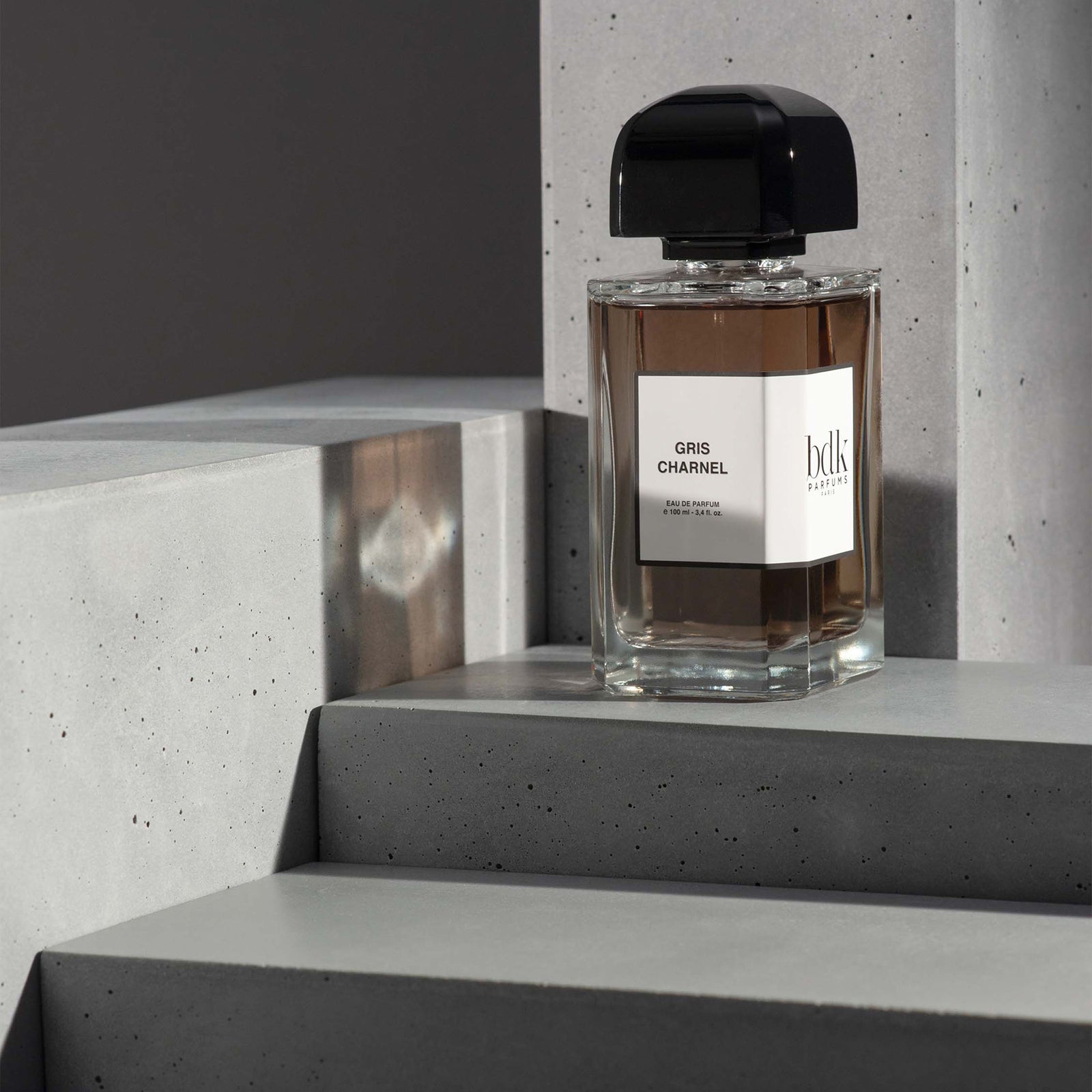 1800_Gris_Charnel_Beton_1600x.