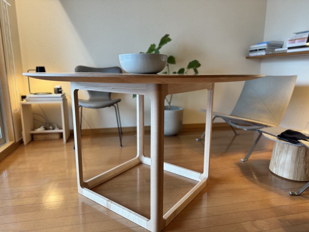 EN ラウンドテーブル（マルニ木工）レビュー デザイン：セシリエ