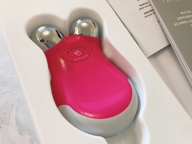 イギリスで購入した海外美顔器【NuFACE Mini】ニューフェイスミニ