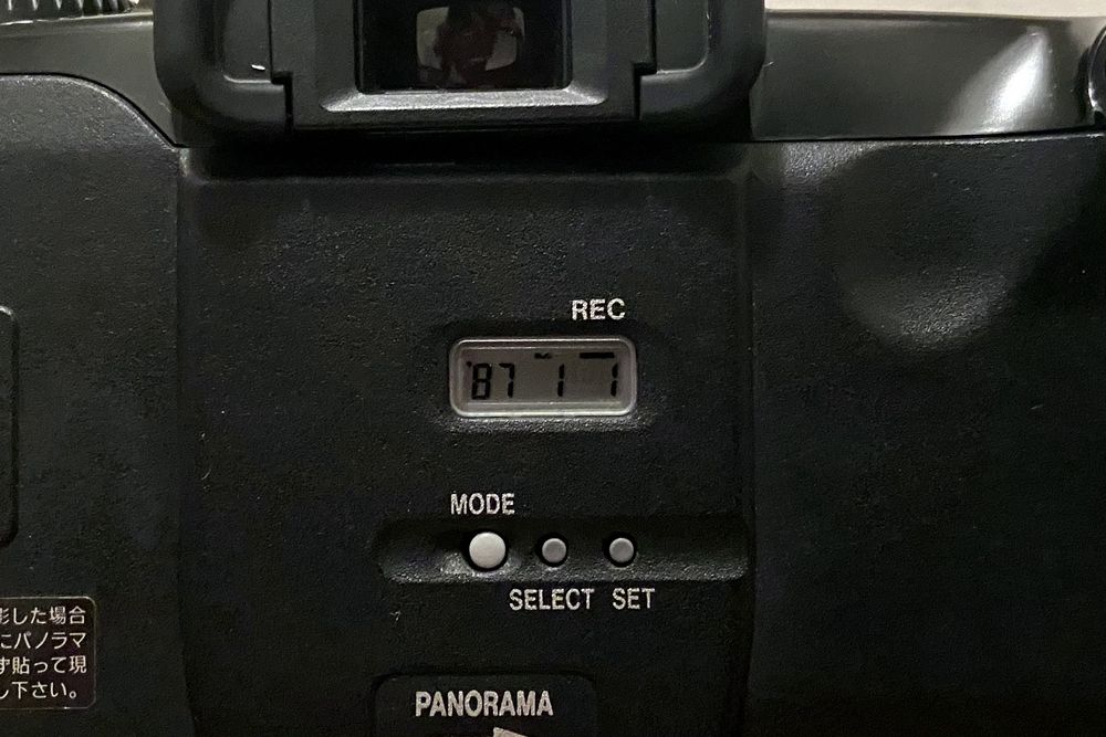 1月1日、フィルムカメラのデート機能と「運命の時」。