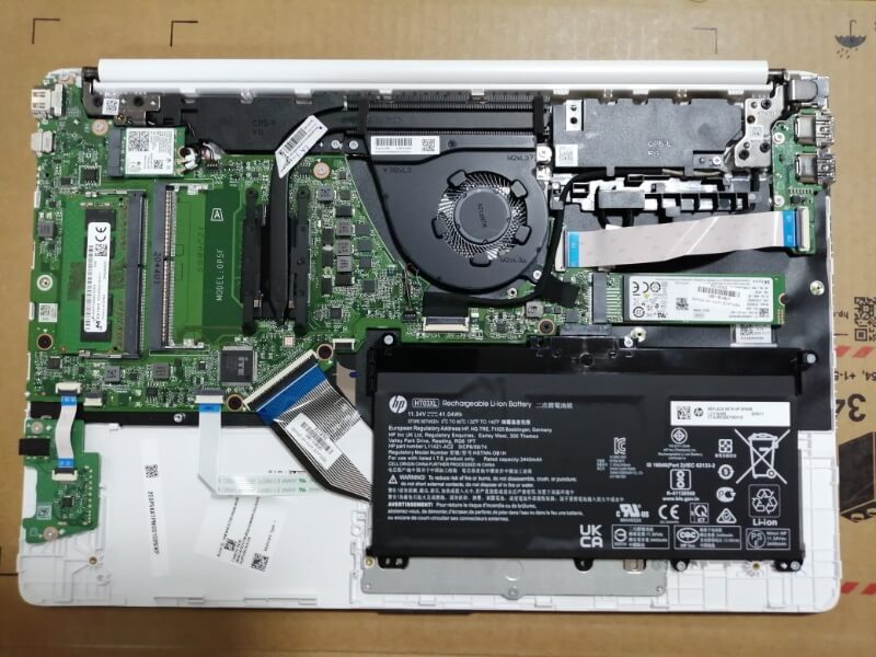 HPパソコン「15s-eq1000」レビュー【メモリ増設の参考に分解画像付