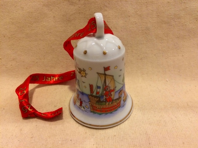 ドイツ 陶器のクリスマスオーナメント HUTSCHENREUTHER フッチェン